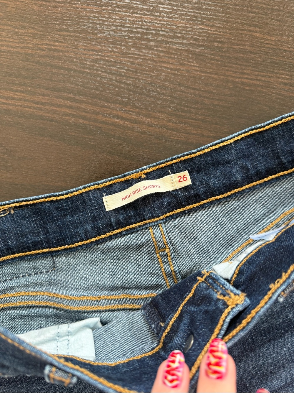 Levi’s High-Rise Jean Shorts. - Picture 3 of 4
